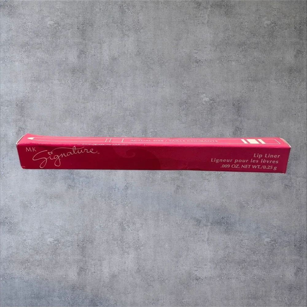 Mary Kay MK Signature Lip Liner Berry‎ 3055 0.009oz New Waterproof Retractable
